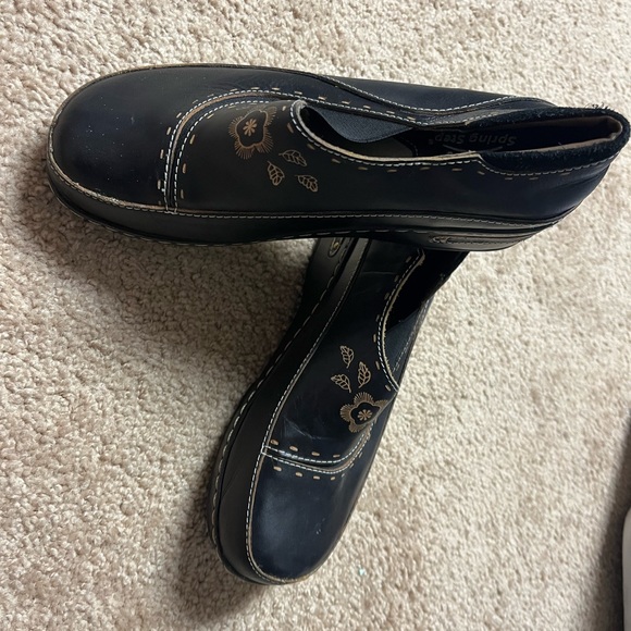 Spring Step size 8 shoes - Picture 4 of 4